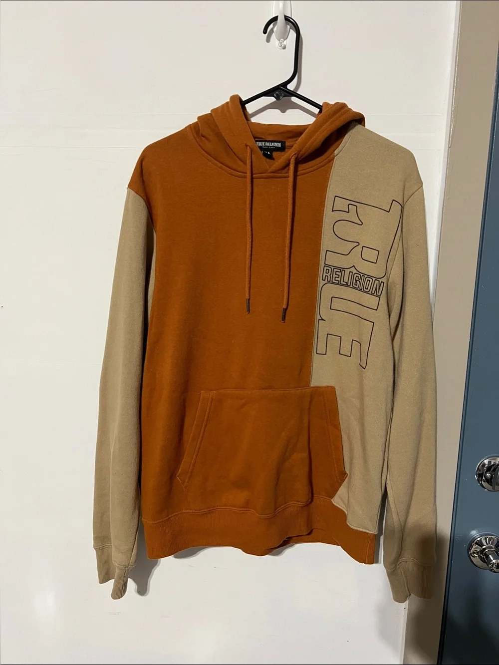 Sets True Religion Rust Orange Sweatpants and hooded sweatshirt